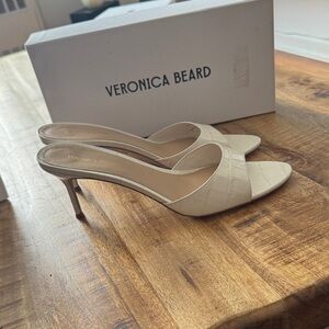Veronica Beard TIA Beige parchment leather Croc-Embossed slip on  Heels 9.5 BOX